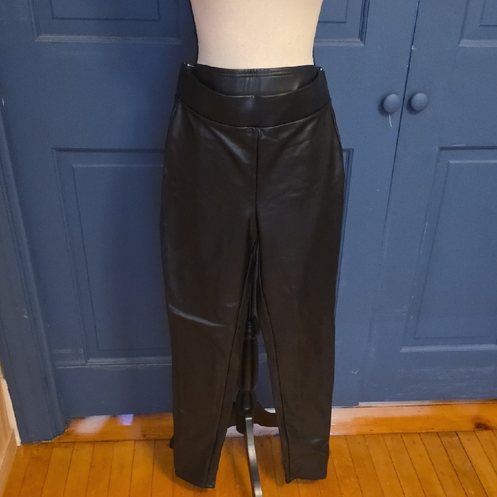 NWOT LOFT Faux Leather Black Full Length Mid Rise Legging Sz Medium Fleece Lined